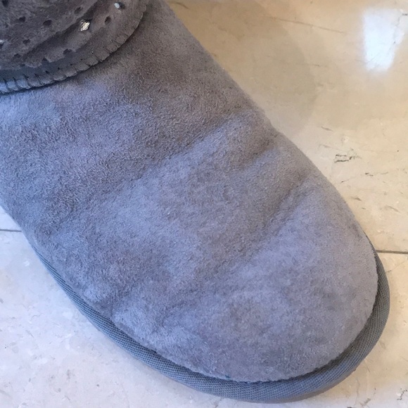 Beautiful⚡️Women’s Uggs - Picture 7 of 15